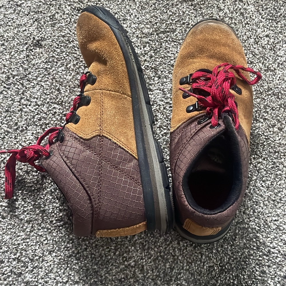 Timberland youth boots